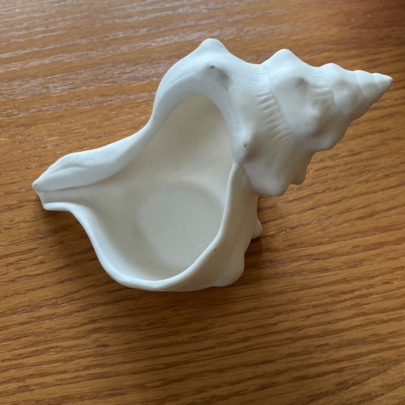 Yankee Candle Shell Tealight Holder - Picture 1 of 5